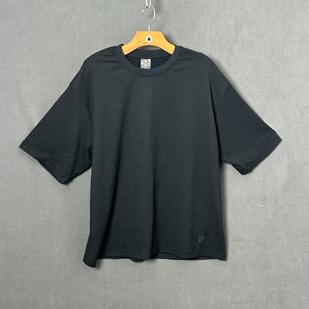 Saints Studio Men's Black Crew Neck Short Sleeve Heavy T-Shirt Size L Logo Patch